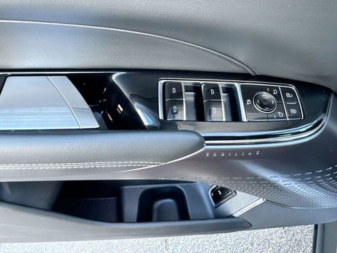 Used 2025 Cadillac Lyriq Luxury w/ LPO, Floor Liner Package image 15