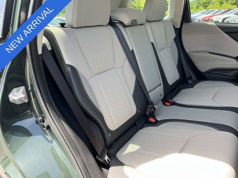 Used 2023 Subaru Forester Premium AWD/4WD image 24
