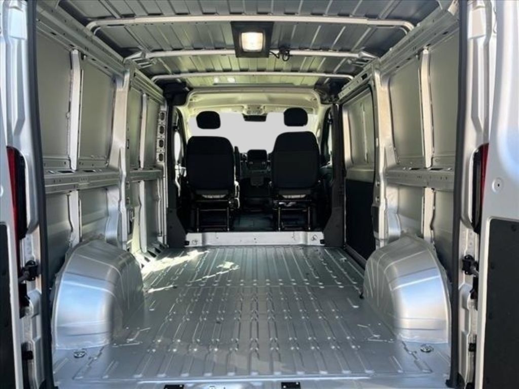 New 2025 RAM ProMaster 2500 w/ Quick Order Package 22G SLT FWD image 18