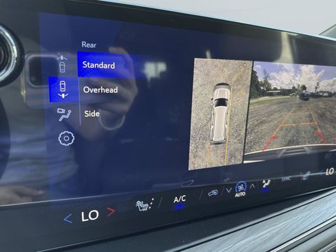 New 2026 Chevrolet Suburban LT w/ Comfort Package RWD image 27