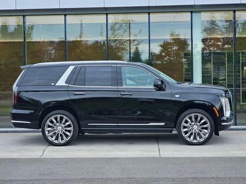 New 2026 Cadillac Escalade Platinum Luxury w/ LPO, Radiant Package AWD/4WD image 6