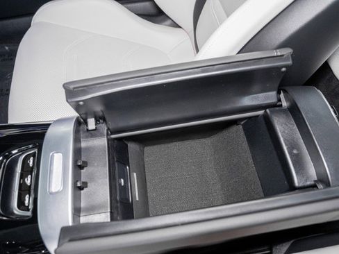 New 2026 Mercedes-Benz CLE 53 AMG 4MATIC Cabriolet image 30