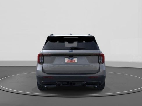 New 2026 Ford Explorer ST-Line w/ ST-Line Street Pack RWD image 5