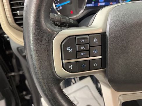 Used 2023 Ford Expedition Limited image 22