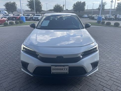 Used 2024 Honda Civic Sport image 2