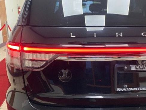 Used 2020 Lincoln Aviator Reserve w/ Elements Package Plus image 32