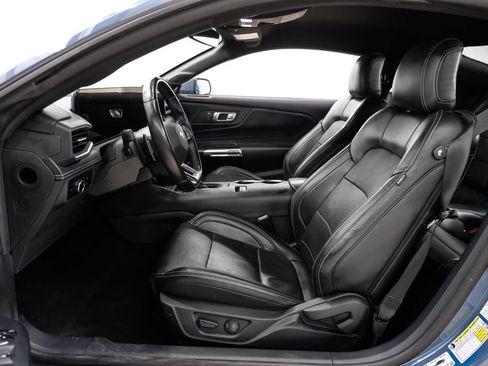 Used 2024 Ford Mustang GT Premium RWD image 4