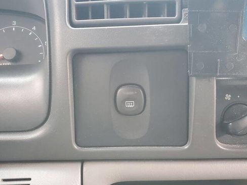 Used 2001 Ford Excursion XLT image 30