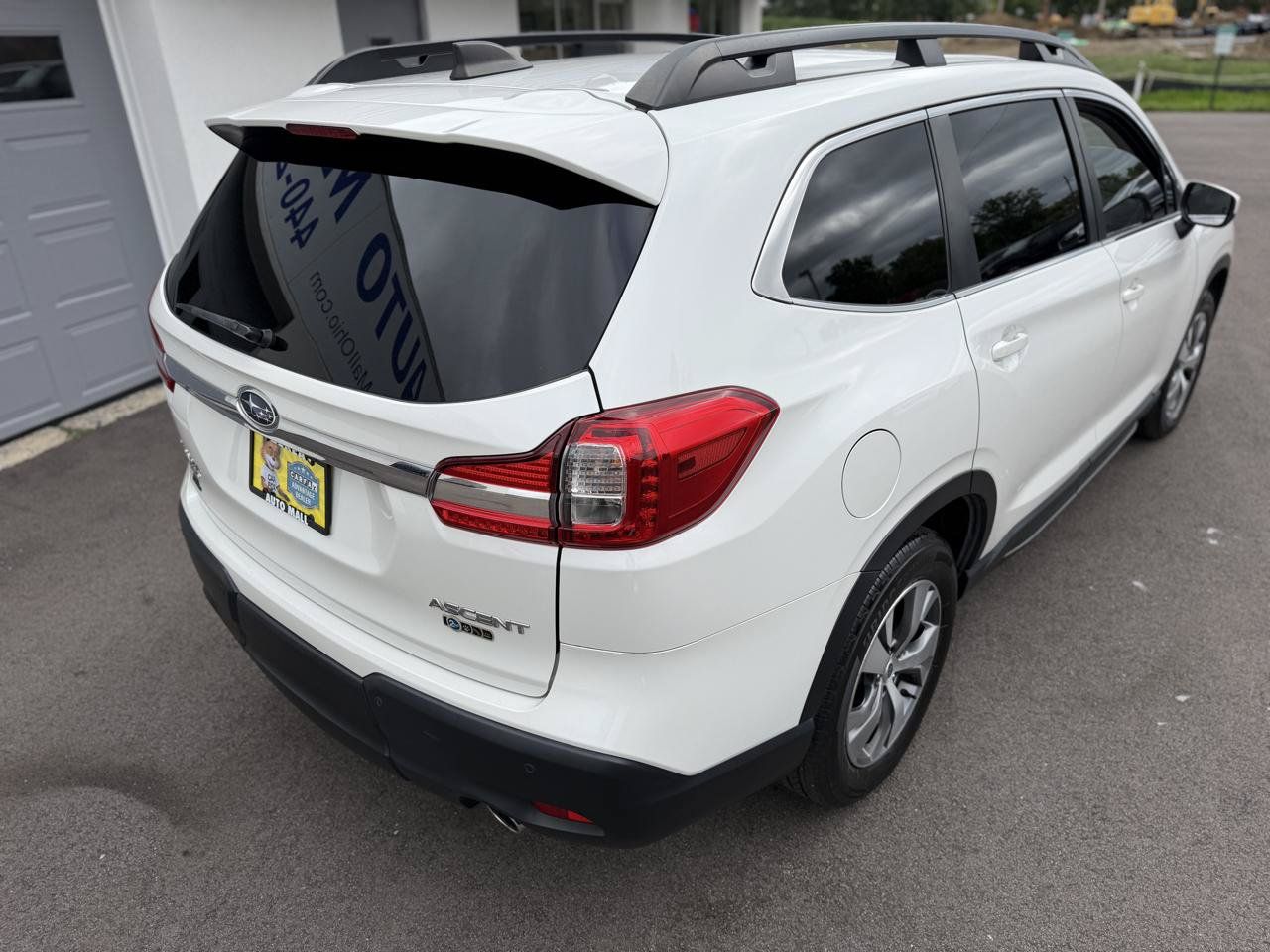 Used 2020 Subaru Ascent Premium w/ Convenience Package AWD/4WD image 9