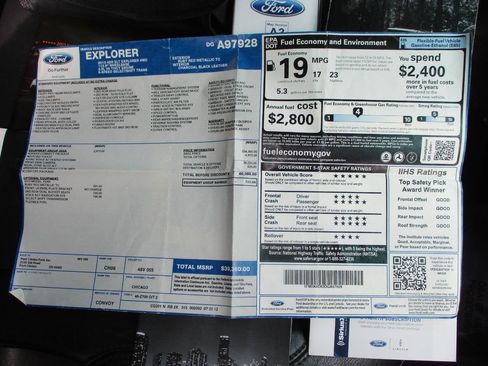 Used 2013 Ford Explorer XLT AWD/4WD image 32