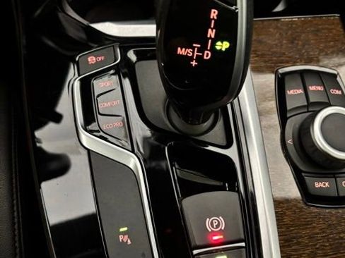 Used 2019 BMW X3 sDrive30i w/ Driving Assistance Package image 24