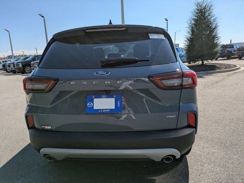 New 2026 Ford Escape SE image 5