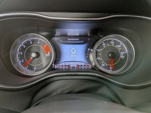 Used 2019 Jeep Cherokee Trailhawk w/ Comfort/Convenience Group image 4