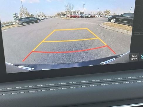 Used 2023 Genesis G70 2.0T image 27