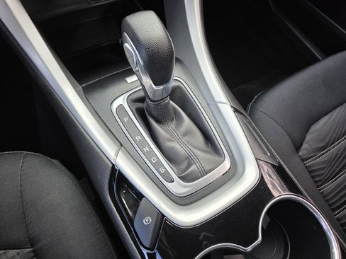 Used 2016 Ford Fusion SE FWD image 21