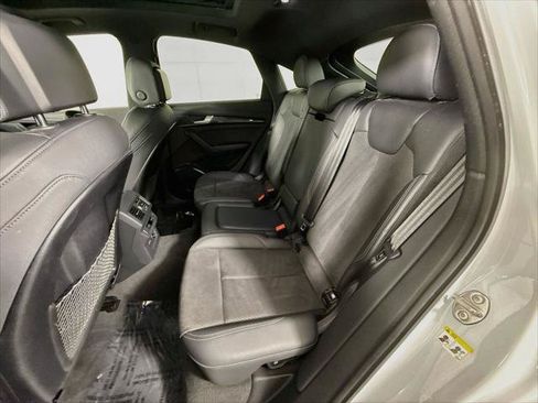 Certified 2022 Audi SQ5 Premium w/ Convenience Package AWD/4WD image 20