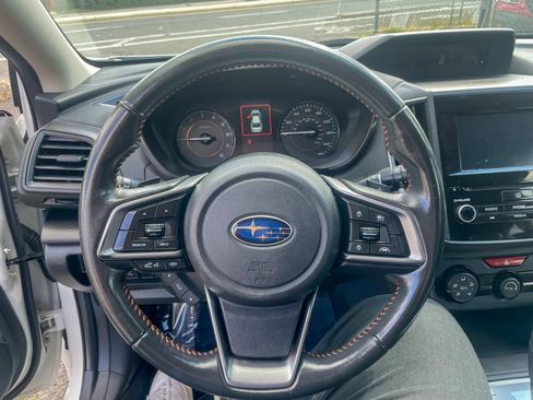 Used 2019 Subaru Crosstrek 2.0i Premium AWD/4WD image 12