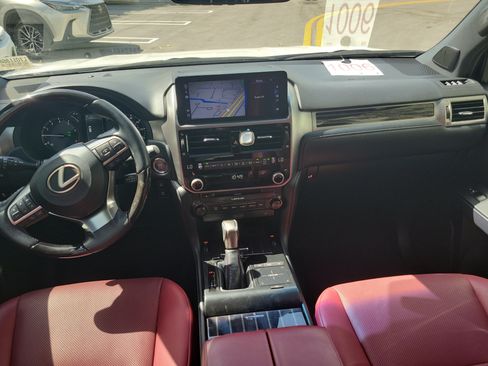 Certified 2023 Lexus GX 460 Premium w/ Accessory Package AWD/4WD image 17