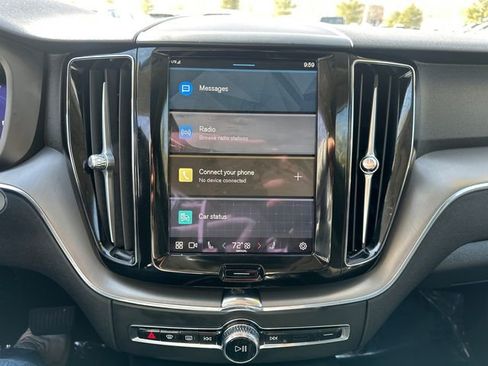 Used 2024 Volvo XC60 B5 Core image 35