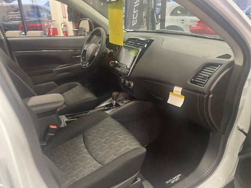 New 2025 Mitsubishi Outlander Sport LE image 7