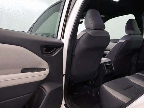 Certified 2025 Subaru Forester Base image 26