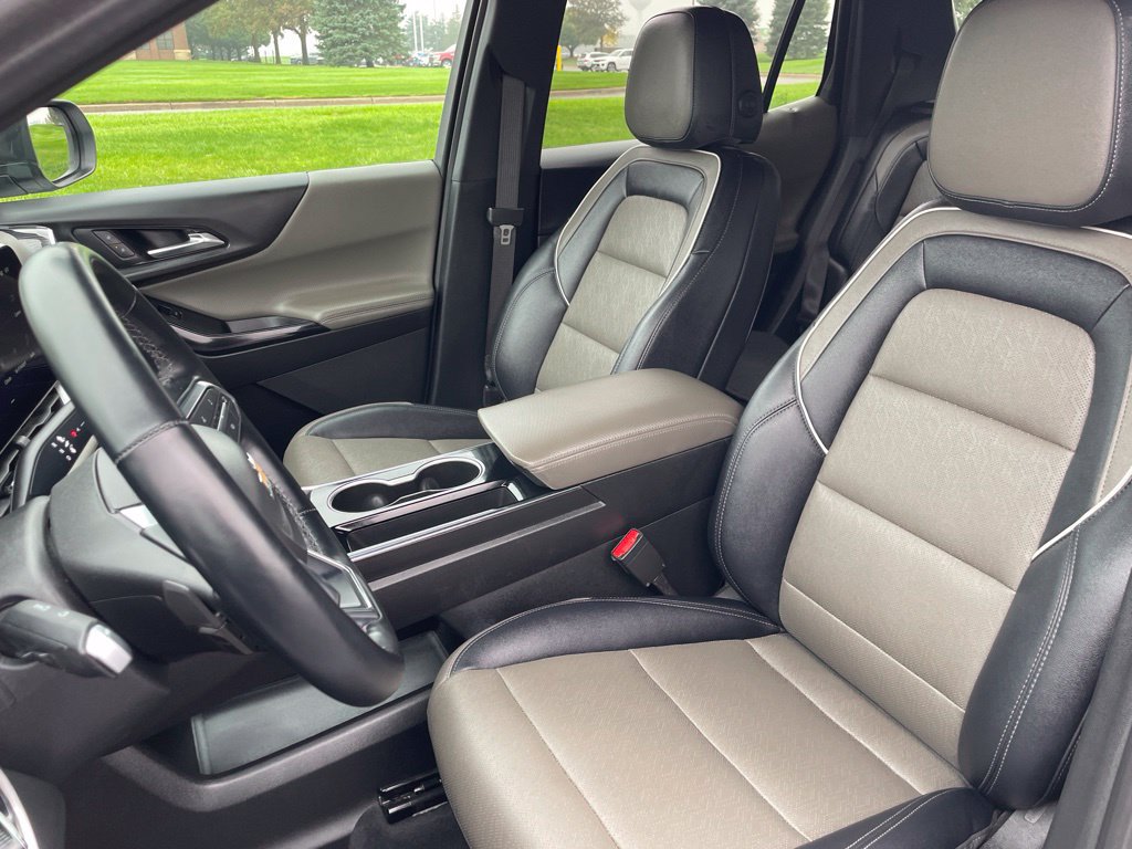 Used 2025 Chevrolet Equinox LT w/ Convenience Package II AWD/4WD image 10