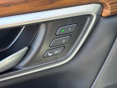 Used 2021 Honda CR-V EX-L image 8