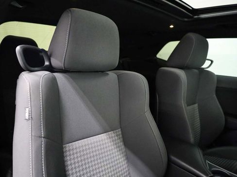 Used 2019 Dodge Challenger GT AWD/4WD image 21