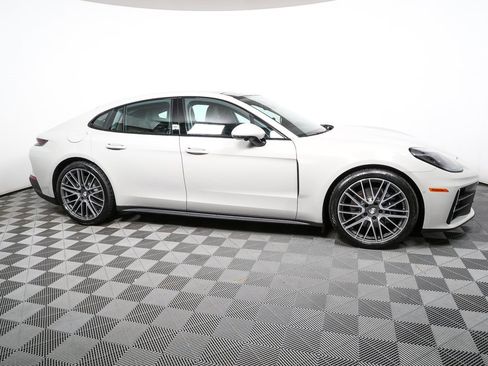 New 2026 Porsche Panamera image 28