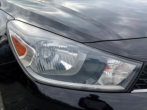 Used 2018 Kia Rio LX image 24