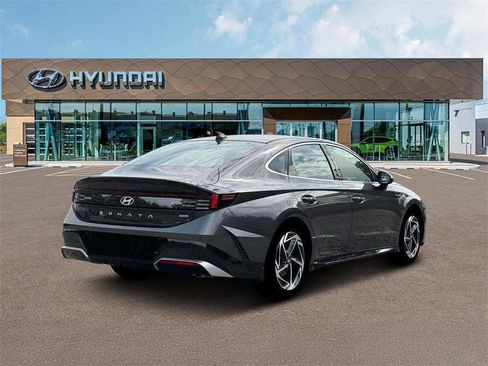 Used 2026 Hyundai Sonata SEL AWD/4WD image 7