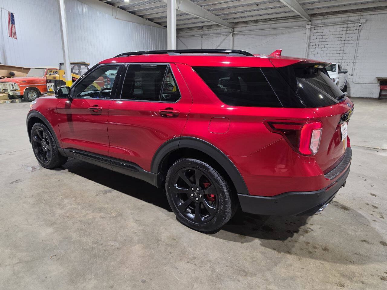 Used 2020 Ford Explorer ST w/ ST Street Pack AWD/4WD image 8