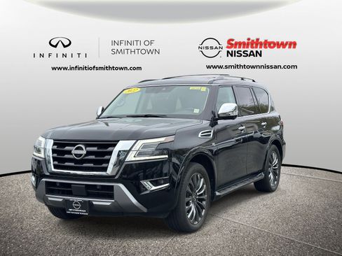 Used 2022 Nissan Armada Platinum w/ Captain's Chairs Package AWD/4WD image 2