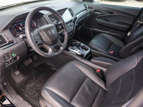 Used 2022 Honda Pilot Touring image 10