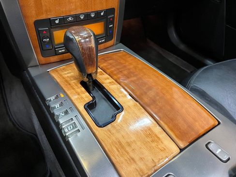 Used 2008 Cadillac XLR RWD image 34