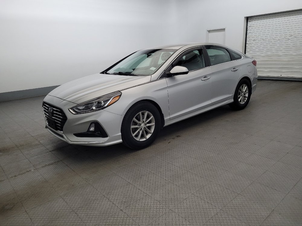 Used 2019 Hyundai Sonata SE FWD image 2