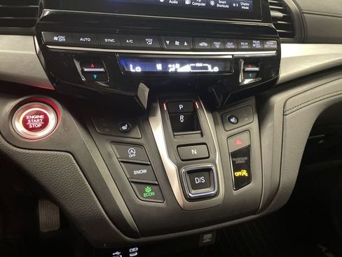 Certified 2025 Honda Odyssey EX-L image 19
