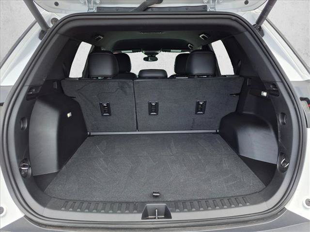 Used 2026 Chevrolet Equinox LT w/ Convenience Package II FWD image 7