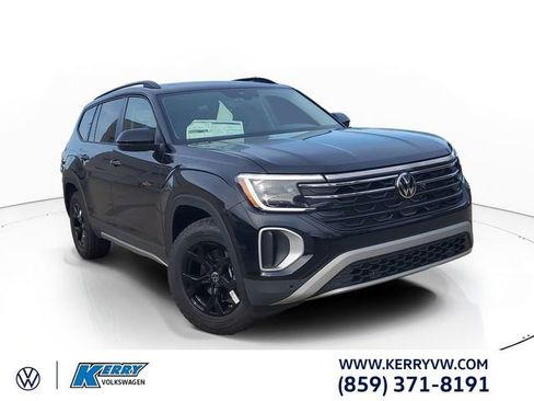 New 2026 Volkswagen Atlas Peak Edition AWD/4WD image 1