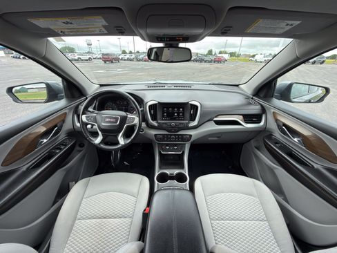 Certified 2018 GMC Terrain SLE w/ Driver Convenience Package AWD/4WD image 13