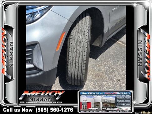 Used 2024 Chevrolet Equinox LT FWD image 11