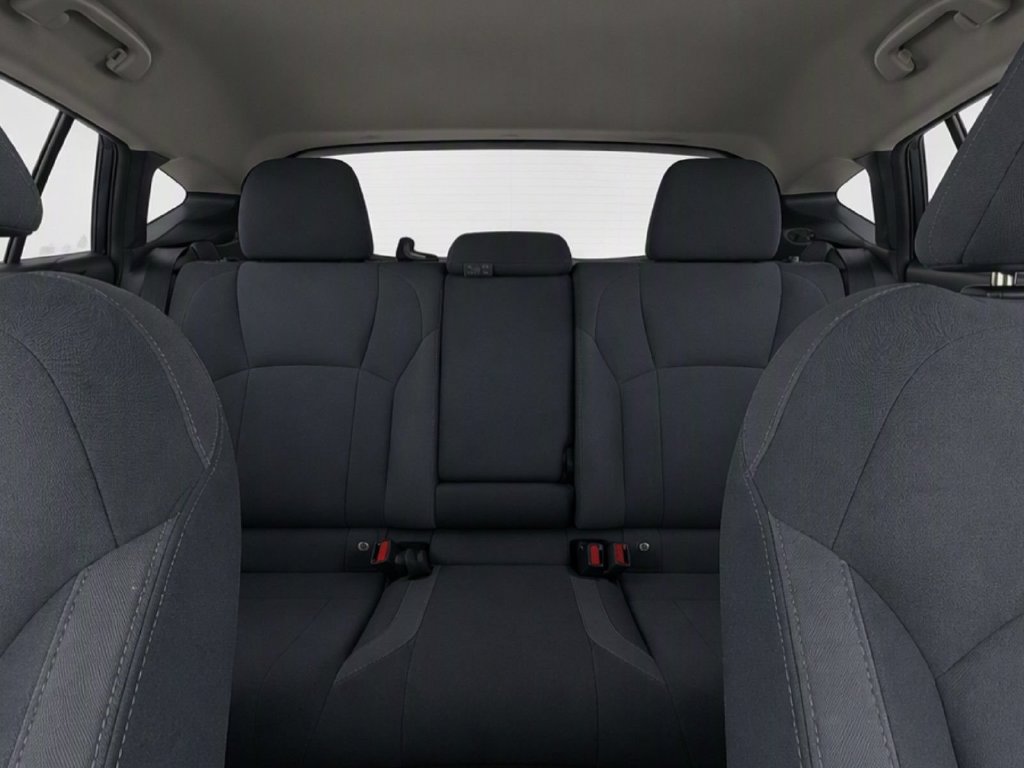Used 2025 Subaru Crosstrek 2.5i Premium AWD/4WD image 32