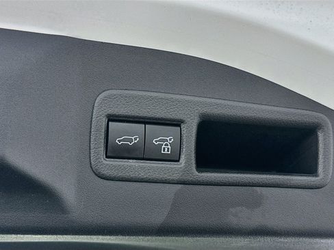 Used 2023 Subaru Solterra AWD image 32