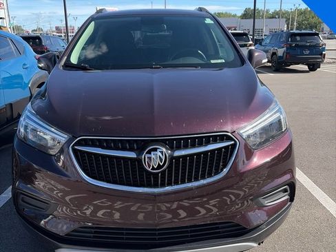 Used 2018 Buick Encore Preferred FWD image 2