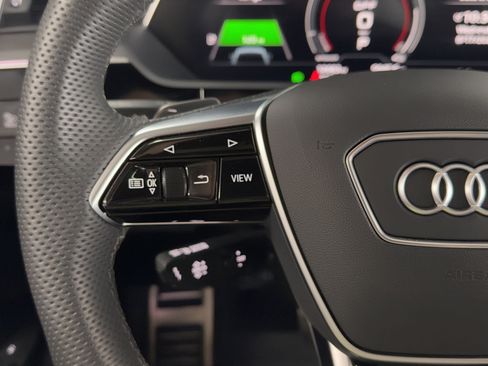 Certified 2024 Audi SQ8 e-tron Premium Plus w/ Black Optic Package AWD/4WD image 21