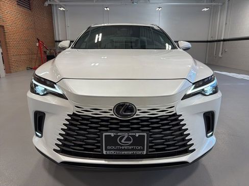 Used 2023 Lexus RX 350 Premium image 2