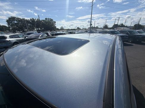 Used 2025 Honda Odyssey Touring image 17