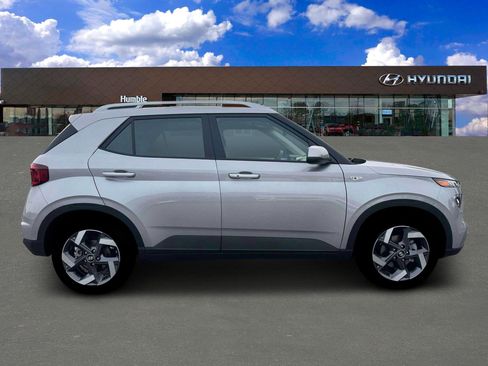 New 2026 Hyundai Venue SEL FWD image 9