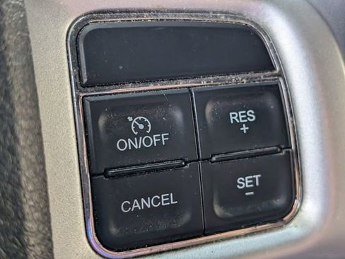 Used 2018 Dodge Grand Caravan GT FWD image 29
