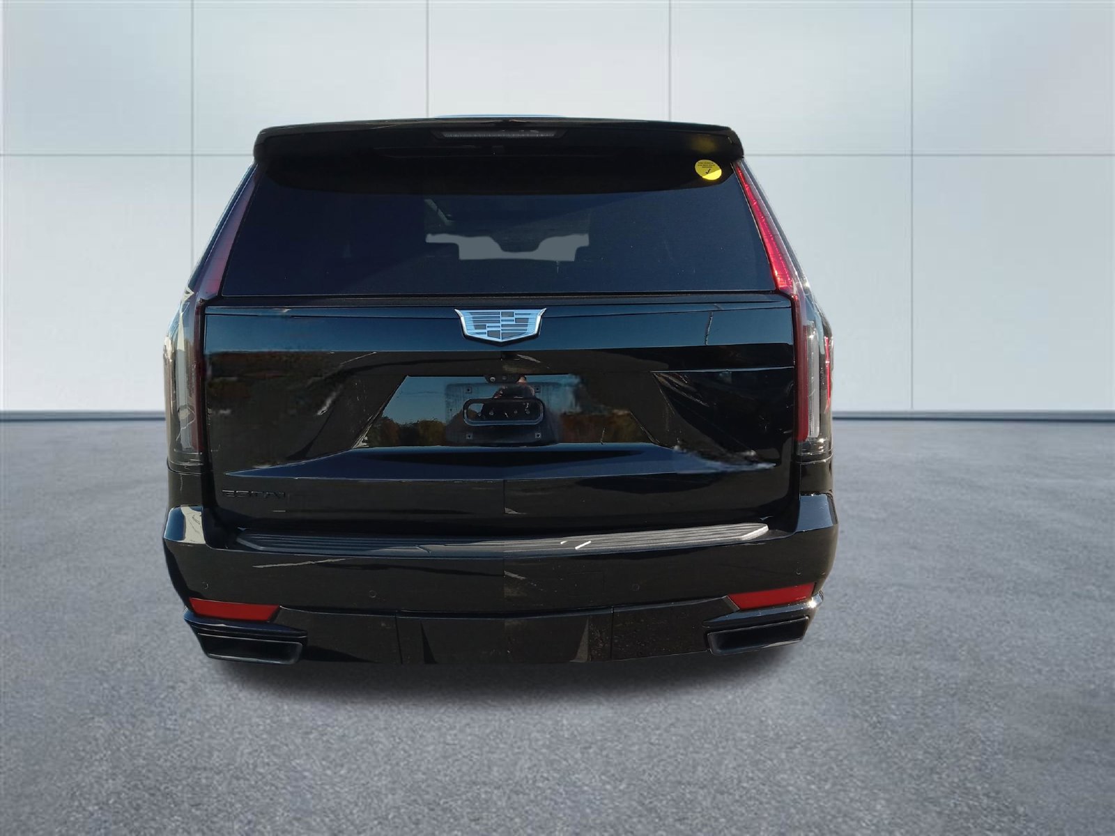Used 2024 Cadillac Escalade Sport Platinum w/ LPO, ONYX Package AWD/4WD image 4